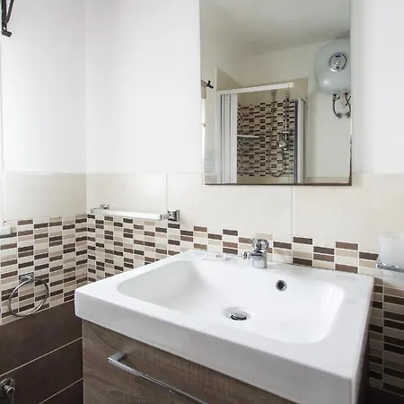 Appartement Meschita Little House *